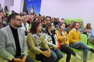 NC hace bandera de la reapertura de las escuelas infantiles de Telde desde su nueva sede política (Reportaje gráfico Antonio Alí)